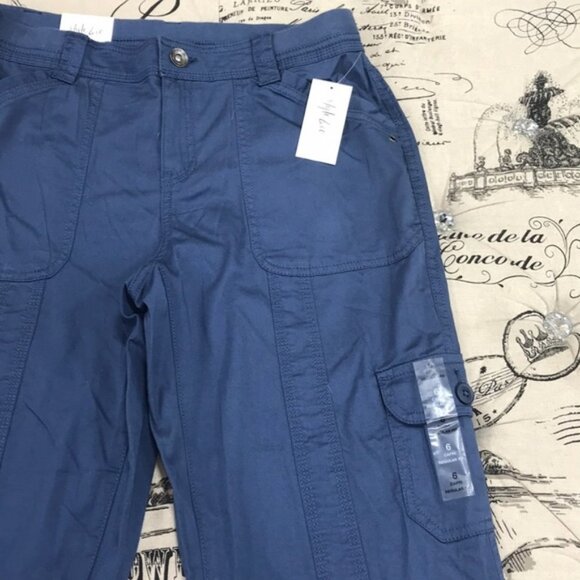 Style & Co Capri Cargo Pants - Picture 3 of 4